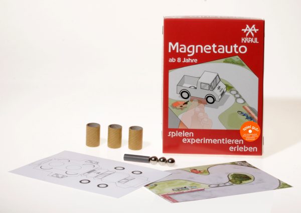 Die Teile des Experimentierkastens Magnetauto
